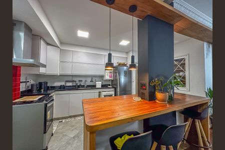 Apartamento para alugar com 150m², 3 quartos e sem vaga