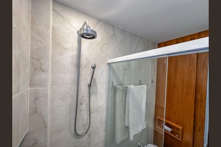 Apartamento para alugar com 150m², 3 quartos e sem vaga