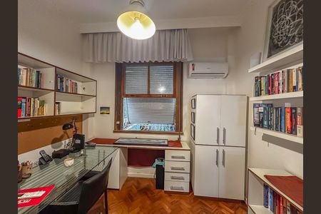Apartamento para alugar com 150m², 3 quartos e sem vaga