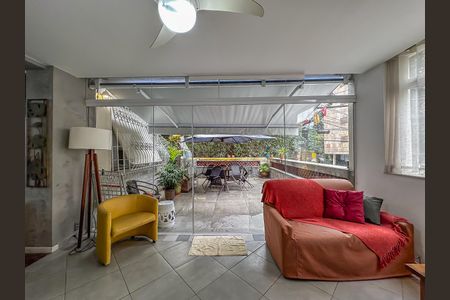 Apartamento para alugar com 150m², 3 quartos e sem vaga