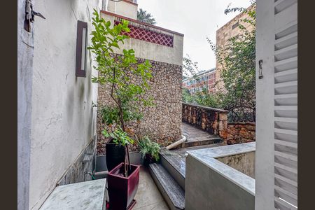 Apartamento para alugar com 150m², 3 quartos e sem vaga