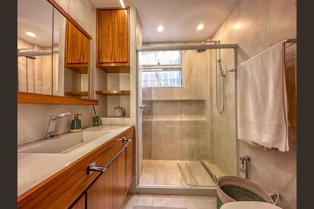 Apartamento para alugar com 150m², 3 quartos e sem vaga