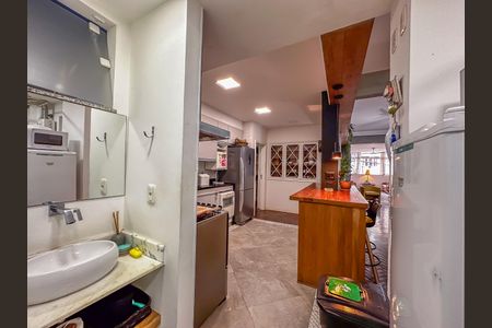 Apartamento para alugar com 150m², 3 quartos e sem vaga
