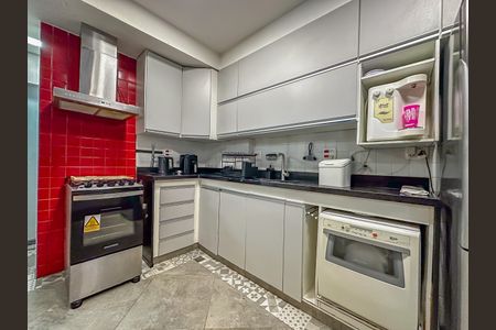 Apartamento para alugar com 150m², 3 quartos e sem vaga