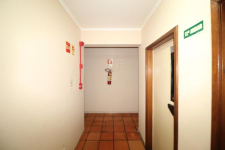 Corredor de apartamento para alugar com 2 quartos, 73m² em Moinhos de Vento, Porto Alegre
