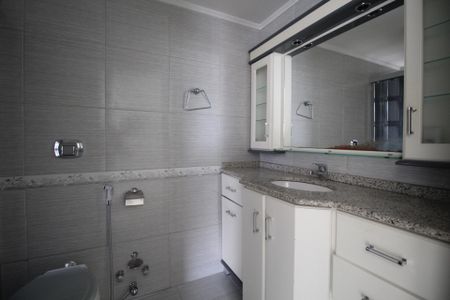Apartamento para alugar com 73m², 2 quartos e sem vagaBanheiro