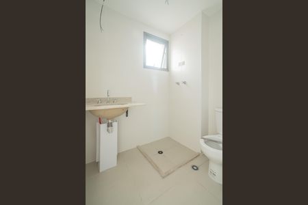 Apartamento à venda com 132m², 3 quartos e 2 vagasBanheiro da Suíte 2