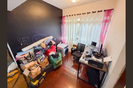 Casa à venda com 450m², 6 quartos e 3 vagas Casa à venda com 450m², 6 quartos e 3 vagasSuíte 3
