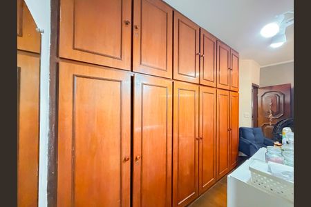 Casa à venda com 450m², 6 quartos e 3 vagas Casa à venda com 450m², 6 quartos e 3 vagasSuíte 1
