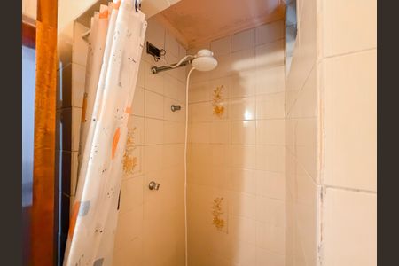 Casa à venda com 450m², 6 quartos e 3 vagas Casa à venda com 450m², 6 quartos e 3 vagasBanheiro 4