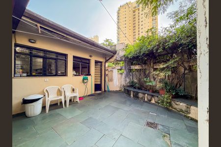 Casa à venda com 450m², 6 quartos e 3 vagas Casa à venda com 450m², 6 quartos e 3 vagasÁrea Externa