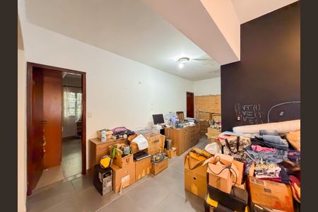 Casa à venda com 450m², 6 quartos e 3 vagas Casa à venda com 450m², 6 quartos e 3 vagasSuíte 3