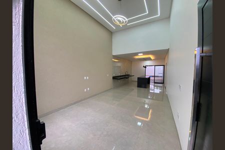 Casa à venda com 168m², 3 quartos e 4 vagas