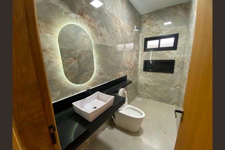Casa à venda com 168m², 3 quartos e 4 vagas
