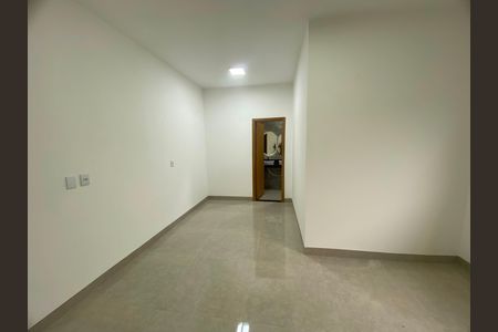 Casa à venda com 168m², 3 quartos e 4 vagas