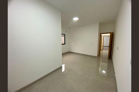 Casa à venda com 168m², 3 quartos e 4 vagas