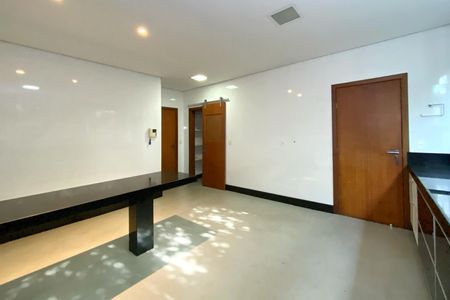 Casa de condomínio à venda com 455m², 4 quartos e 4 vagas Casa de condomínio à venda com 455m², 4 quartos e 4 vagasCozinha