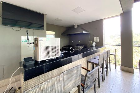 Casa de condomínio à venda com 455m², 4 quartos e 4 vagas Casa de condomínio à venda com 455m², 4 quartos e 4 vagasÁrea comum