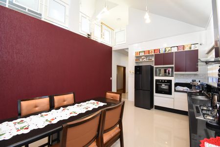 Casa à venda com 494m², 4 quartos e 4 vagasCozinha