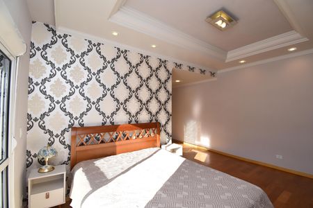 Casa à venda com 494m², 4 quartos e 4 vagasSuíte 1