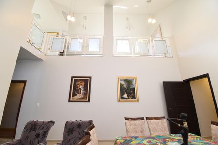 Casa à venda com 494m², 4 quartos e 4 vagasSala de Jantar