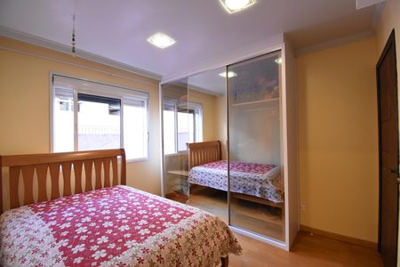 Casa à venda com 494m², 4 quartos e 4 vagasSuíte 2