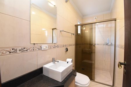 Casa à venda com 494m², 4 quartos e 4 vagasBanheiro da Área gourmet 