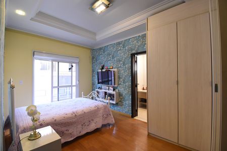 Casa à venda com 494m², 4 quartos e 4 vagasSuíte 3