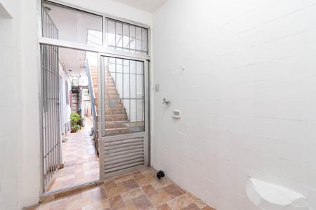 Casa para alugar com 70m², 1 quarto e sem vagaÁrea de Serviço