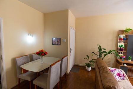 Sala de apartamento para alugar com 3 quartos, 110m² em Icaraí, Niterói
