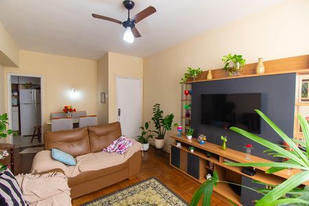 Apartamento para alugar com 110m², 3 quartos e 1 vaga Apartamento para alugar com 110m², 3 quartos e 1 vagaSala