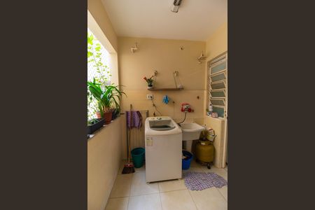 Apartamento para alugar com 110m², 3 quartos e 1 vaga Apartamento para alugar com 110m², 3 quartos e 1 vagaCozinha e Área de Serviço