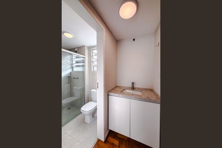 Studio à venda com 45m², 1 quarto e sem vaga Studio à venda com 45m², 1 quarto e sem vagaBanheiro