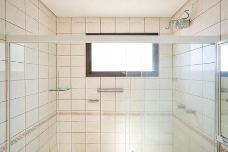 Apartamento para alugar com 110m², 3 quartos e 2 vagasBanheiro da suíte