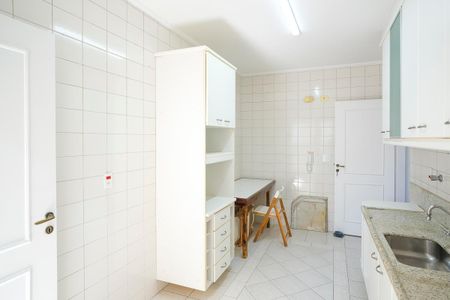 Apartamento para alugar com 110m², 3 quartos e 2 vagasCozinha