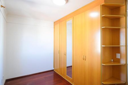 Apartamento para alugar com 110m², 3 quartos e 2 vagasQuarto 2