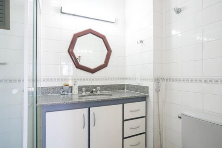 Apartamento para alugar com 110m², 3 quartos e 2 vagasBanheiro