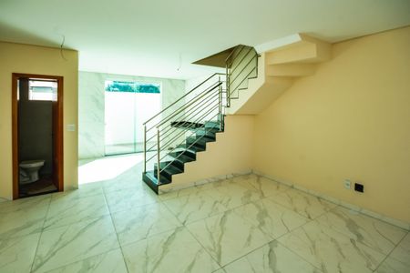 Casa de Condomínio à venda com 3 quartos, 130m² em Copacabana, Belo Horizonte