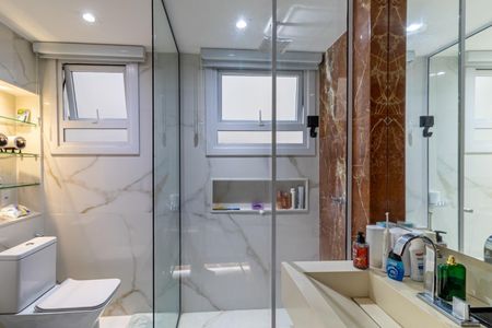 Apartamento à venda com 166m², 3 quartos e 1 vaga Apartamento à venda com 166m², 3 quartos e 1 vagaBanheiro