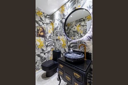 Apartamento à venda com 166m², 3 quartos e 1 vaga Apartamento à venda com 166m², 3 quartos e 1 vagaBanheiro
