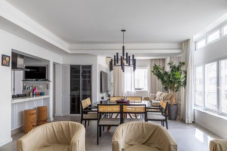 Apartamento à venda com 166m², 3 quartos e 1 vaga Apartamento à venda com 166m², 3 quartos e 1 vagaSala