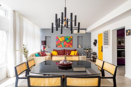 Apartamento à venda com 166m², 3 quartos e 1 vaga Apartamento à venda com 166m², 3 quartos e 1 vagaSala de Jantar