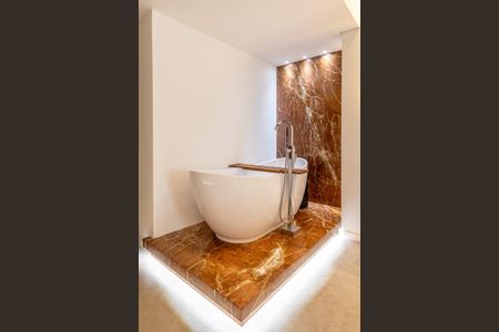 Apartamento à venda com 166m², 3 quartos e 1 vaga Apartamento à venda com 166m², 3 quartos e 1 vagaBanheiro