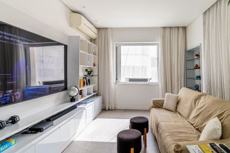Apartamento à venda com 166m², 3 quartos e 1 vaga Apartamento à venda com 166m², 3 quartos e 1 vagaSala