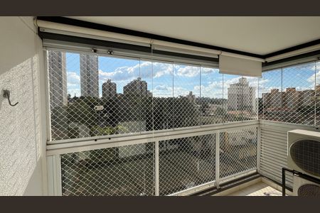 Apartamento para alugar com 67m², 2 quartos e 1 vaga