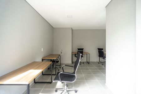 Apartamento para alugar com 34m², 2 quartos e sem vaga Apartamento para alugar com 34m², 2 quartos e sem vagaCoworking