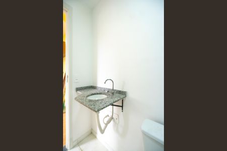 Apartamento para alugar com 34m², 2 quartos e sem vaga Apartamento para alugar com 34m², 2 quartos e sem vagaBanheiro