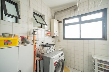 Apartamento para alugar com 75m², 3 quartos e 2 vagas Apartamento para alugar com 75m², 3 quartos e 2 vagasÁrea de Serviço