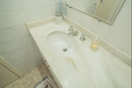 Apartamento para alugar com 75m², 3 quartos e 2 vagas Apartamento para alugar com 75m², 3 quartos e 2 vagasBanheiro da Suíte