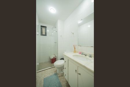 Apartamento para alugar com 75m², 3 quartos e 2 vagas Apartamento para alugar com 75m², 3 quartos e 2 vagasBanheiro